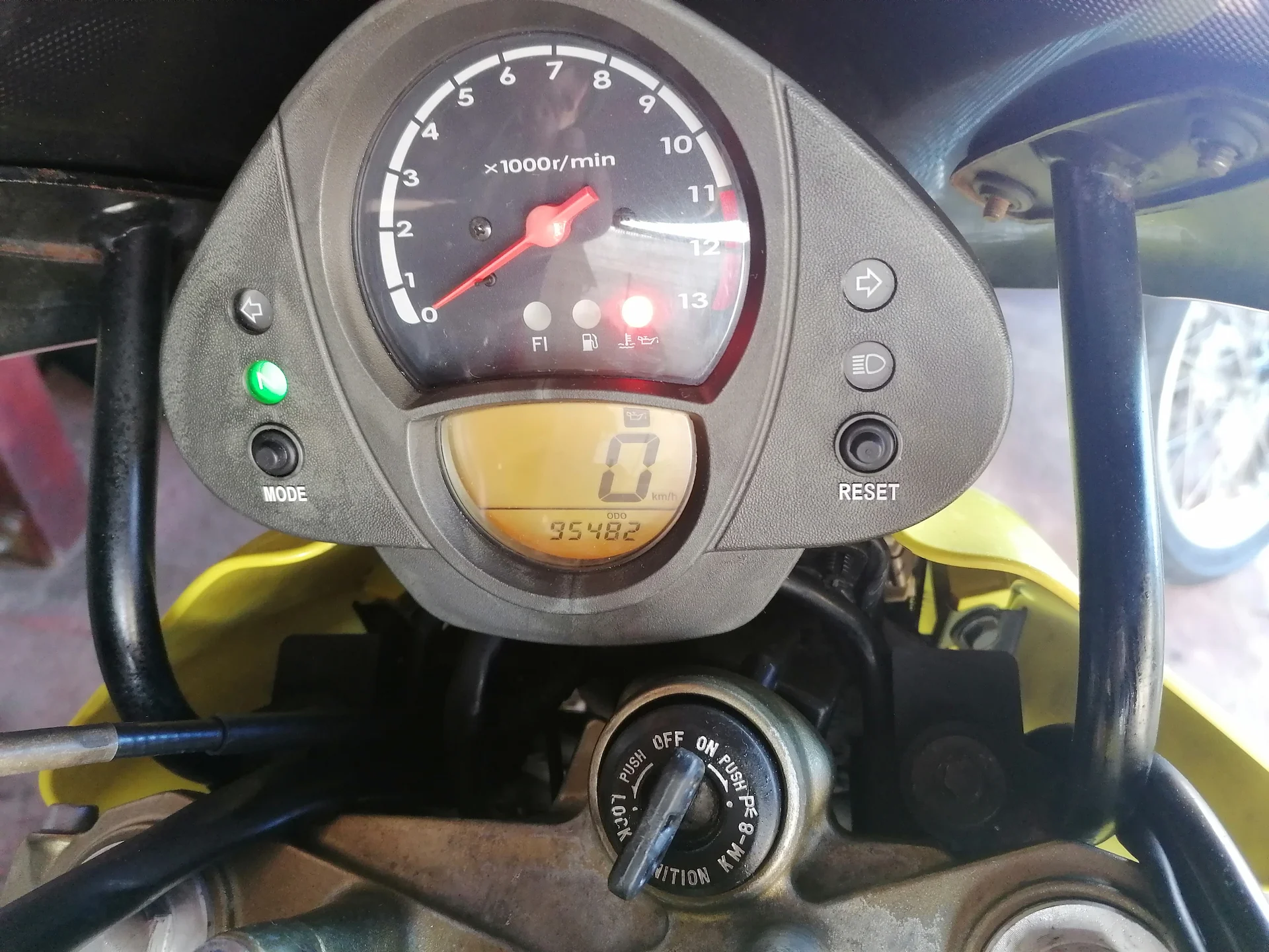 Űrdongó - Kawasaki ER-6N - Image 4