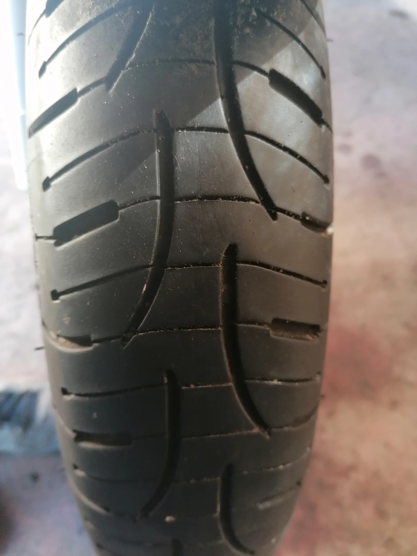 Suzuki GSR 600 - Image 5