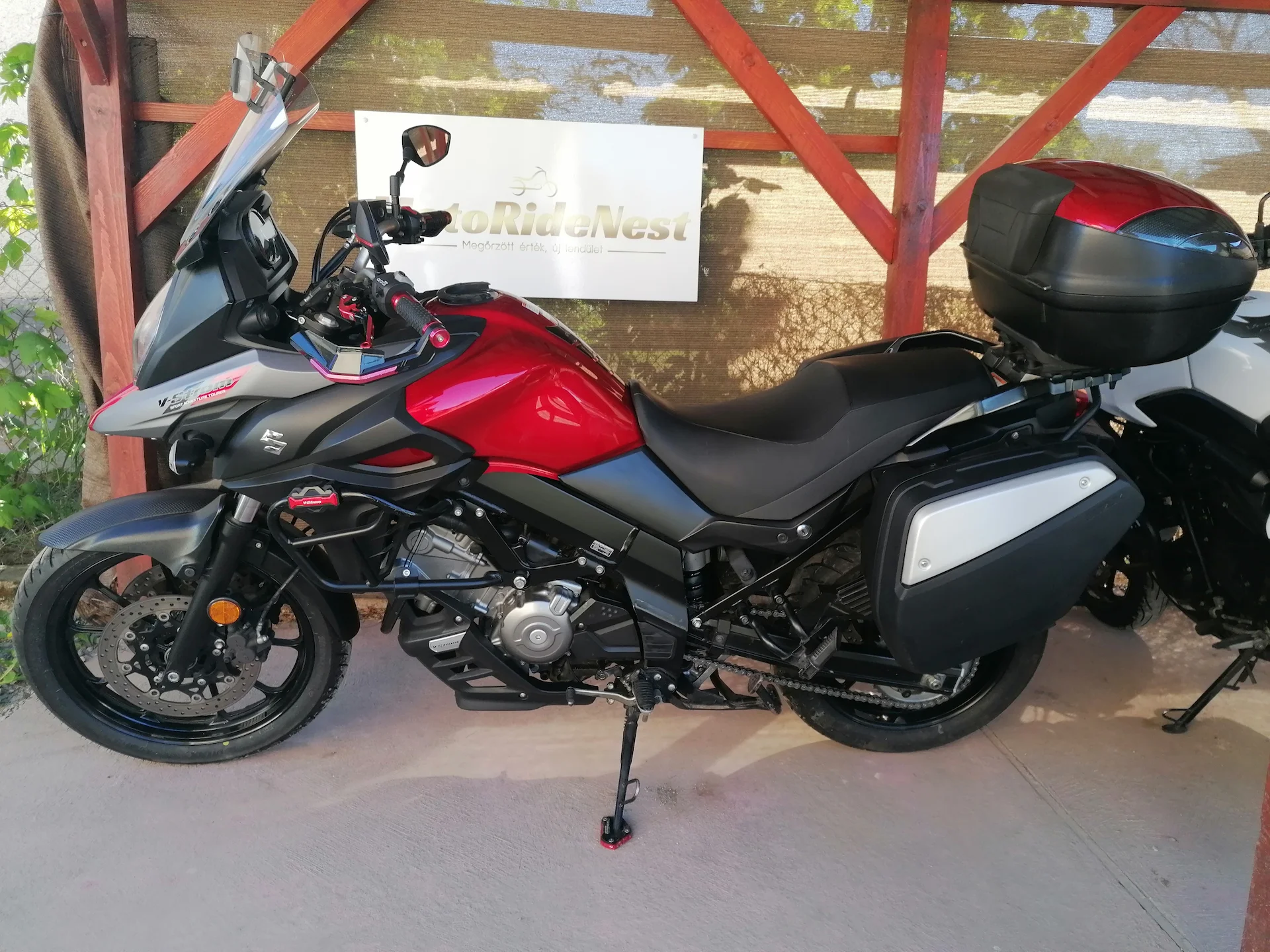 Suzuki V-Strom 650 (2019/05) - Image 3